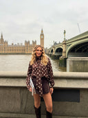 Blouse marron à pois blanc Big Ben, détail des motifs et tissu
