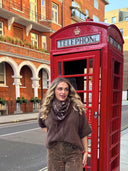 Gilet marron en mohair Buckingham, vue de face, col V, boutons, taille unique