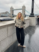 Trench kaki Tower Bridge vue de face, boutons et col classique